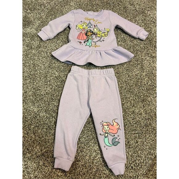 Disney Princess sweatsuit size 12mos C16-24 - Picture 1 of 4